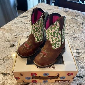 Ariat Anaheim toddler size 5
